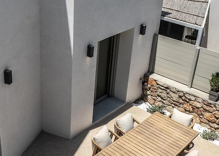 Hébergement de vacances Elenitsa With Private Pool