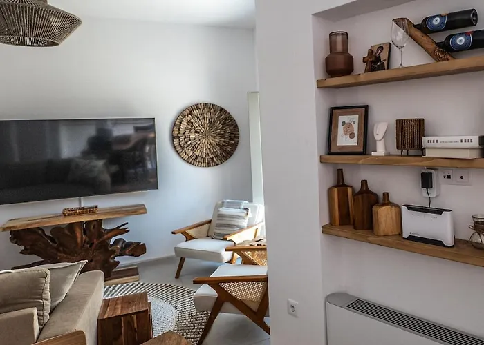 Elenitsa With Private Pool Hébergement de vacances *